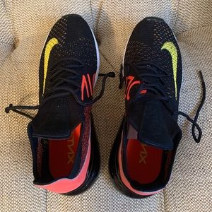 Nike Air Max 270 Flyknits